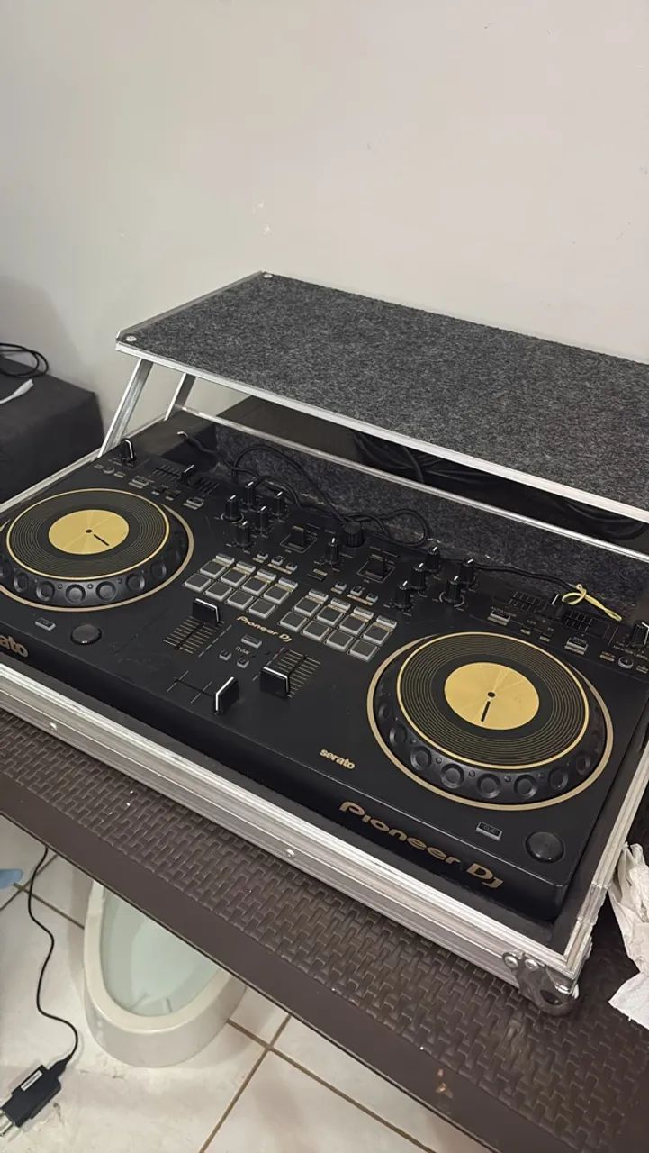 Controladora DDJ-Rev  1 gold no case
