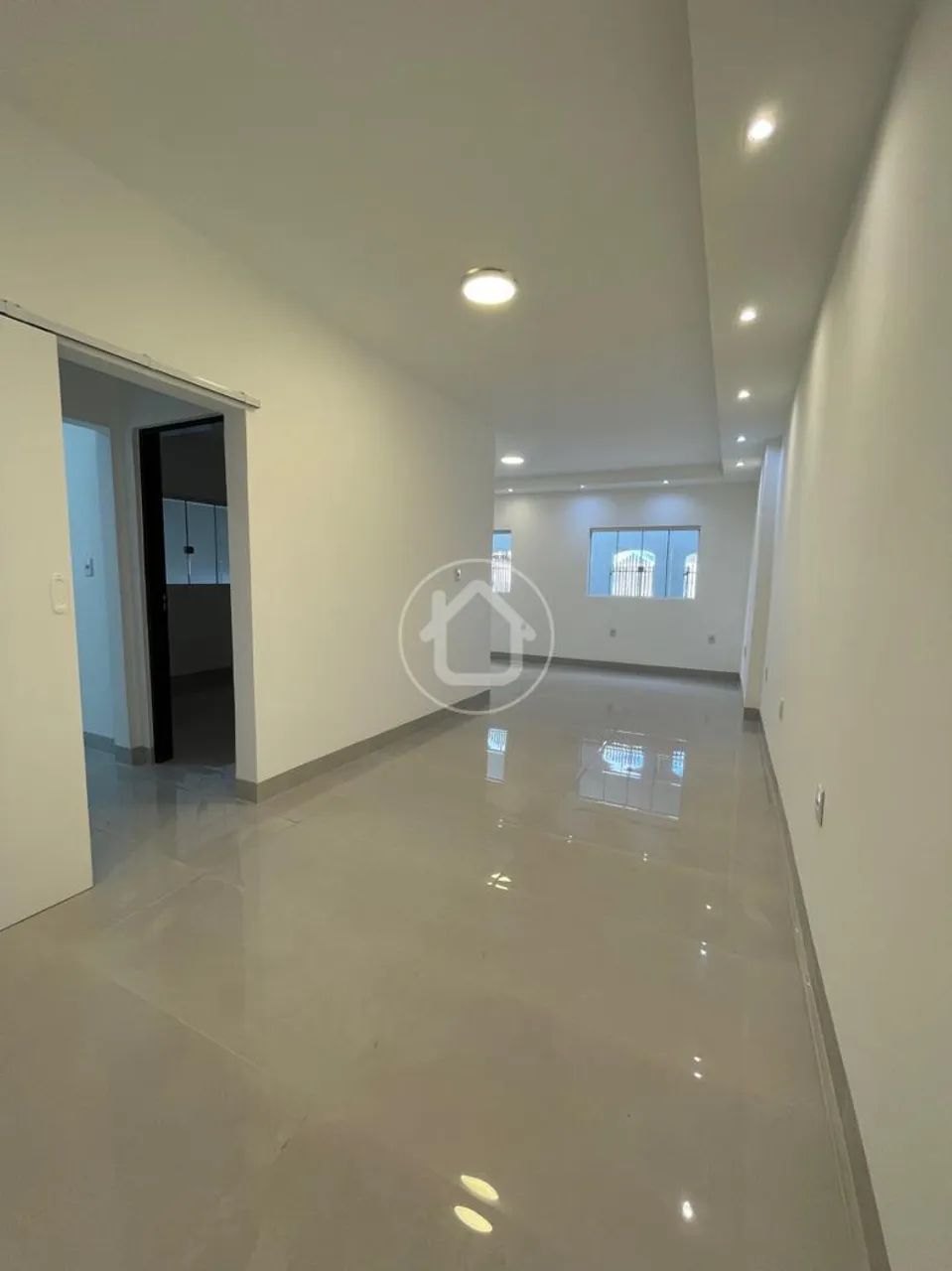 CASA COM 4 QUARTOS - Foto 4