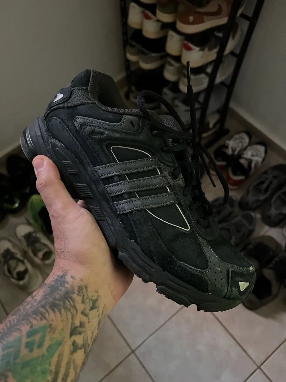 Adidas response cl triple black - Calçados - Capim Macio, Natal