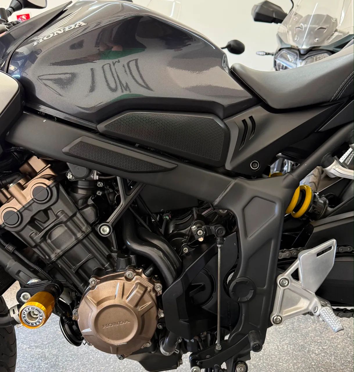 Honda CB 650R - Foto 4