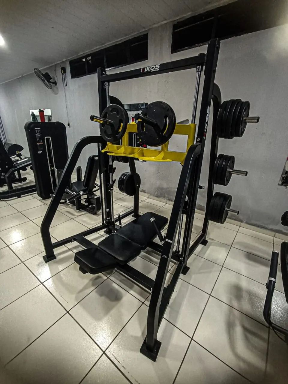 Máquina para musculacao