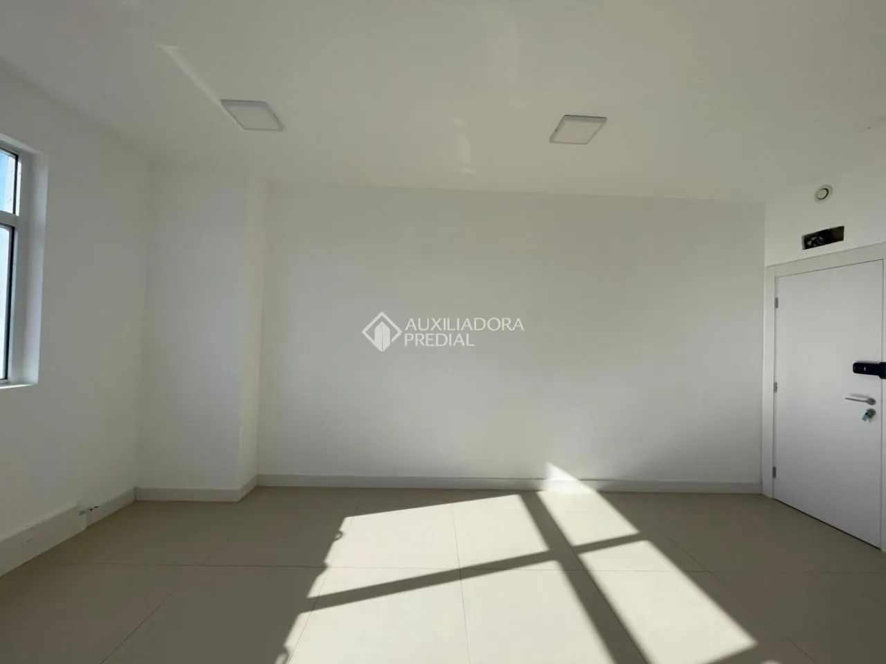 Sala/Conjunto no bairro Canto - Foto 4