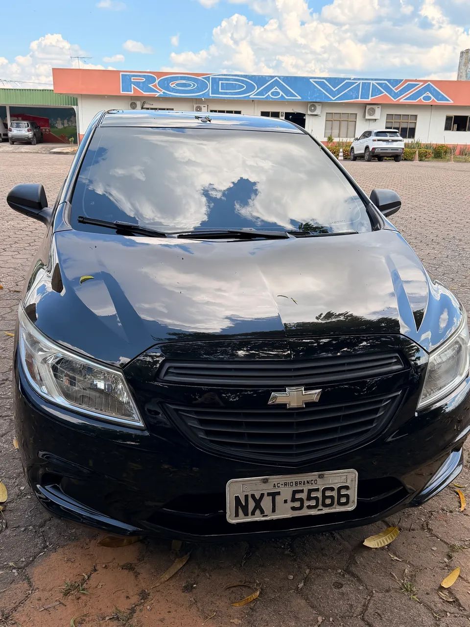 Chevrolet Onix JOY Hatch 1.0 8V Flex Mec. 4P 2018 - Foto 2