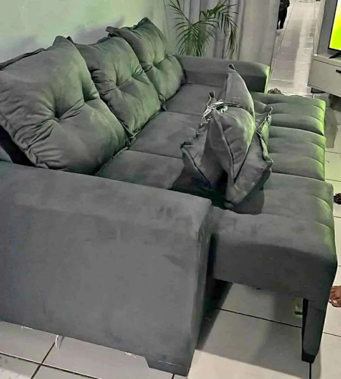 SOFA RETRATIL 3 LUGARES DE 2 METROS 