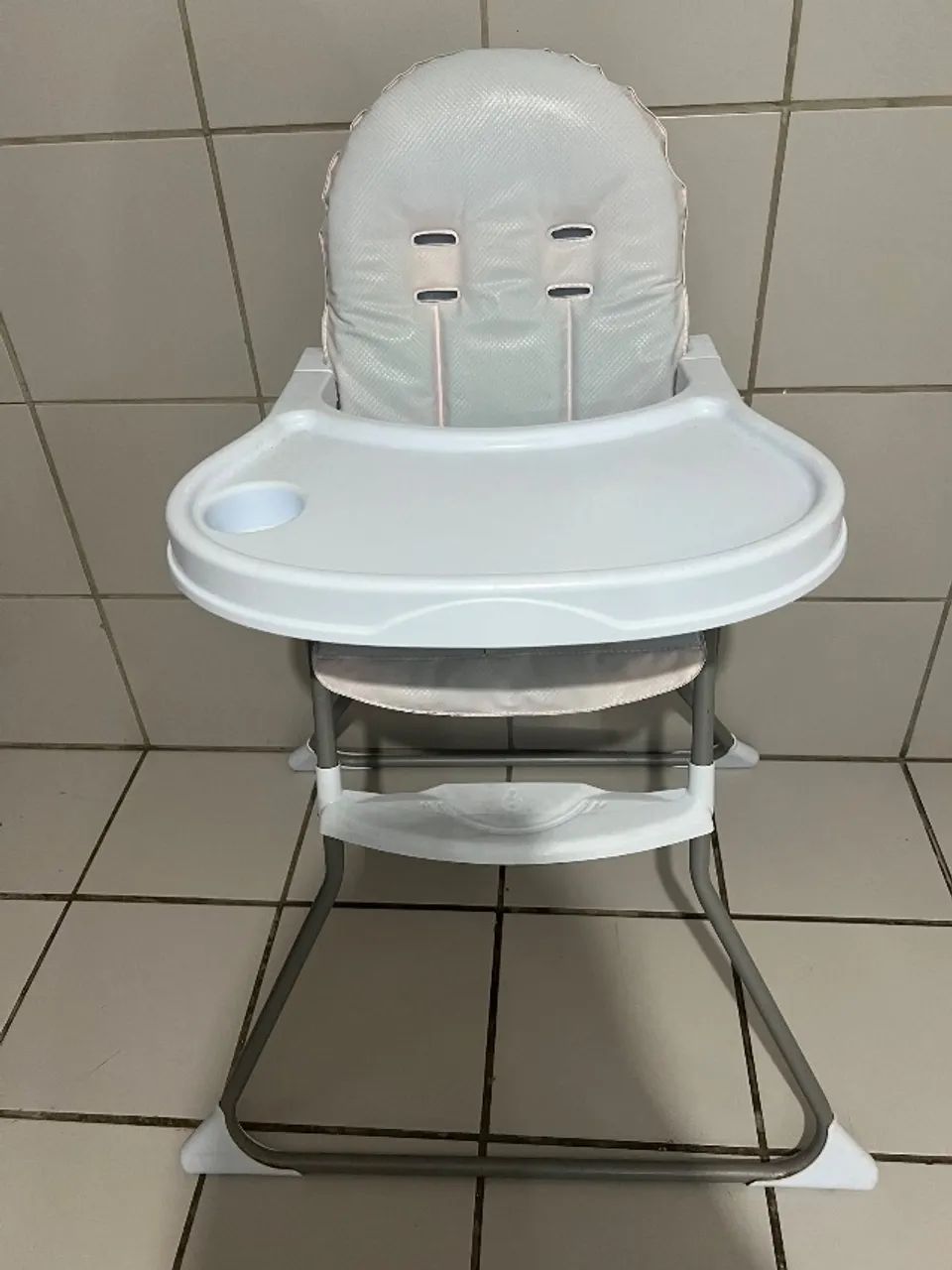 Cadeira de alimentação 