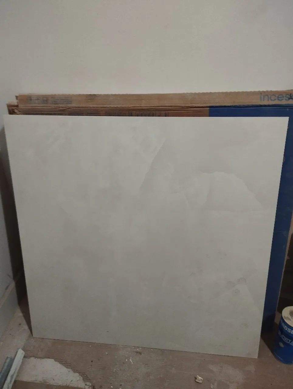 3 caixas de porcelanato polido