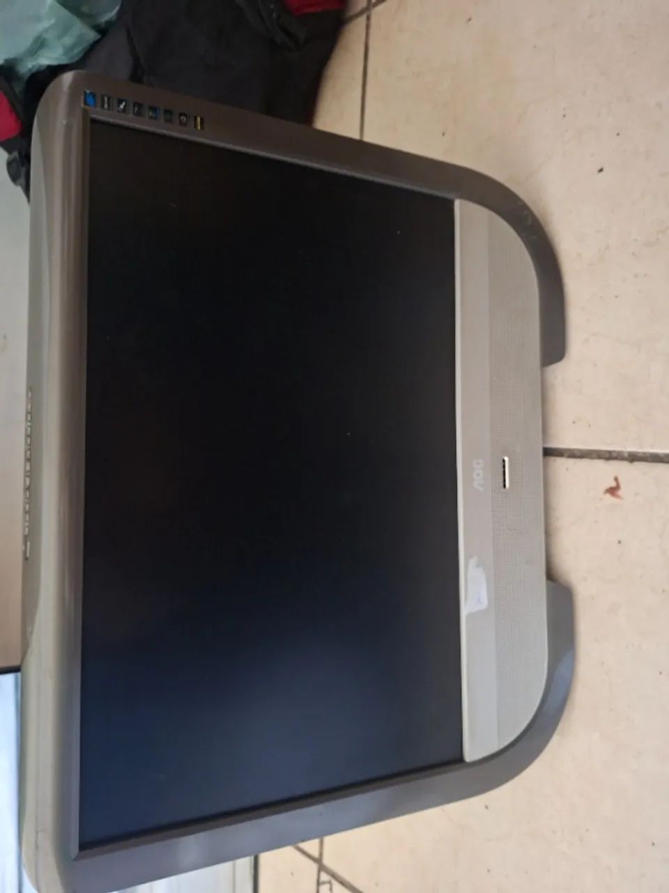 Monitor AOC 16 polegadas, sem cabo de alimentação, sem cabo VGA - Foto 5