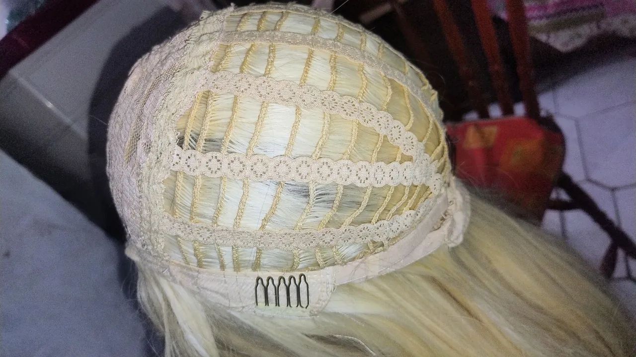Peruca loira longa lace com cabeça d boneca  - Foto 5