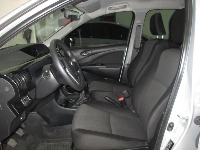 Toyota Etios Hatch Etios X 1.3 (Flex) - Foto 8