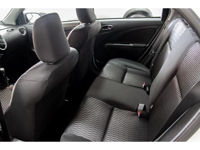 TOYOTA ETIOS 1.5 X PLUS 16V FLEX 4P 2019 - Foto 15
