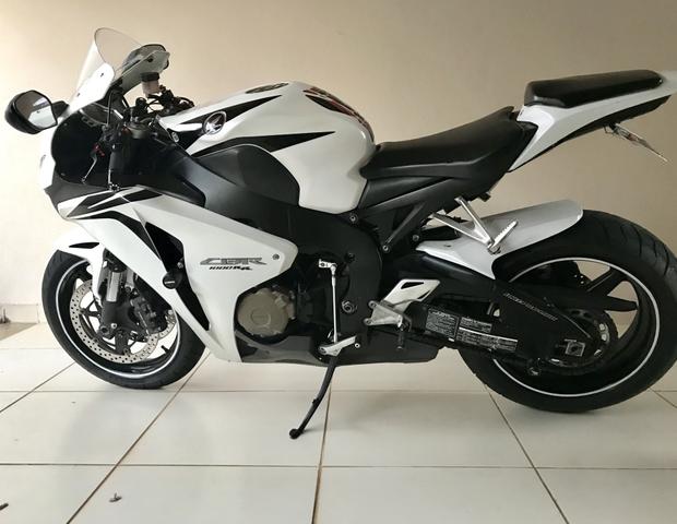Cbr 1000 rr - Foto 6