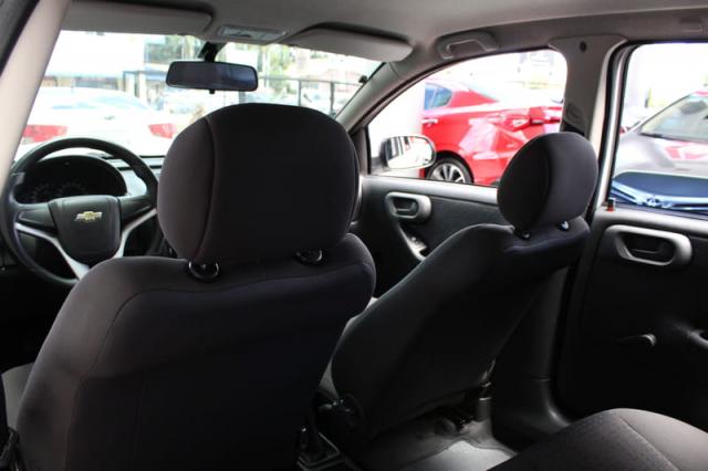 CHEVROLET CORSA HATCH MAXX 1.4 8v(Econo.Flex) 4P - Foto 12
