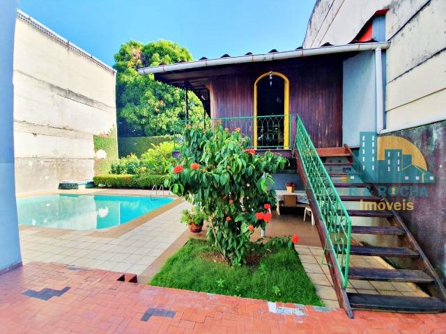 Casa com 4 quartos amplos e uma linda piscina - Duplex com 260m² - 3 vagas - Foto 16