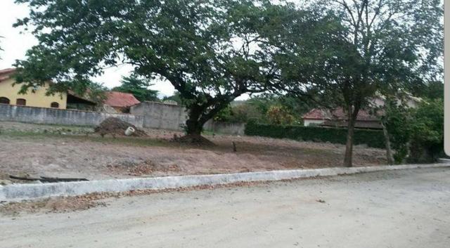 Terreno de 1080m2 em Papucaia