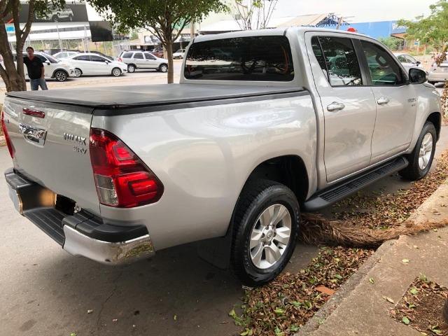 Toyota Hilux 16/17 - Foto 3