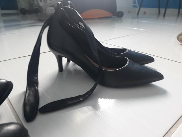 Sapato de couro arezzo original - Foto 3