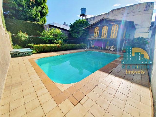 Casa com 4 quartos amplos e uma linda piscina - Duplex com 260m² - 3 vagas