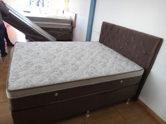 Cama Box Queen Semi Ortopédico com Cabeceira Estofada