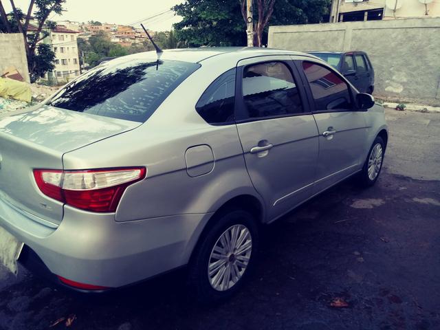 Grand siena12/13 tetrafuel 1.4/8v completo24.600 - Foto 2