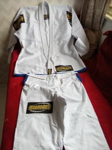 Kimono Jiu Jitsu Canhão Branco A2 Novo, Trançado Leve Para Treino e Competição!