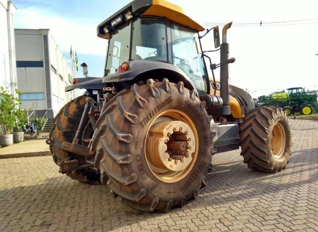 Trator valtra bt 210 4x4 - Foto 2