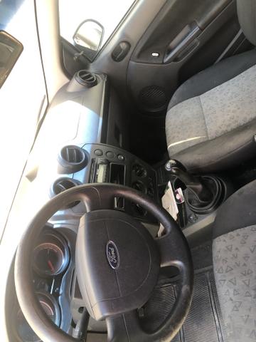 Fiesta Sedan R$18,000