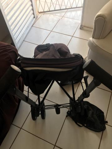 Vendo carrinho de bebê Chicco lite way - Foto 5