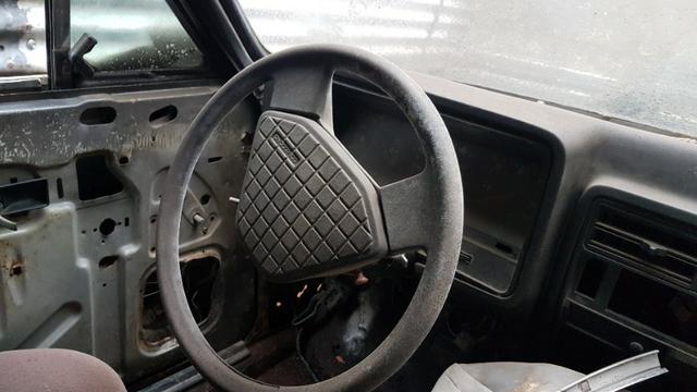 Vendo Opala 85 para restaurar ou tirar peças