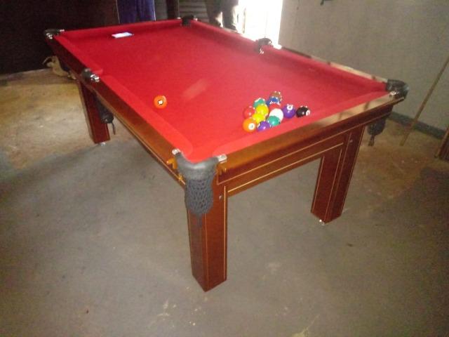 Mesa Tentação de 4 Pés Cor Imbuia Tecido Vermelho Mod. ZEXV1850 - Foto 3