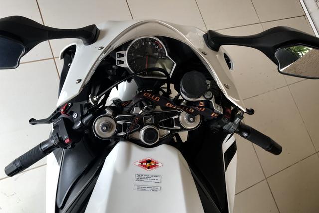Cbr 1000 rr - Foto 3