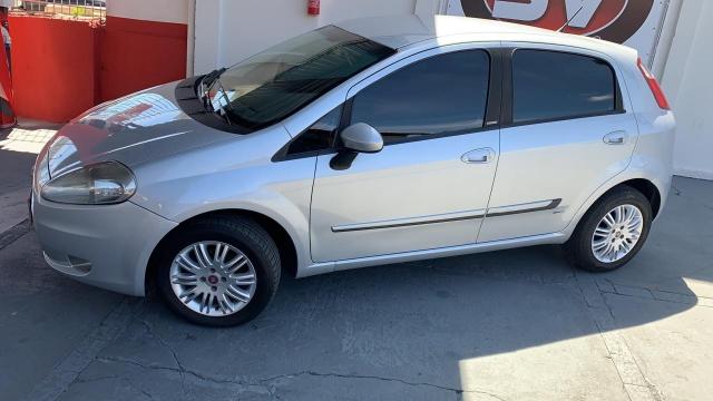 Fiat Punto ESSENCE 1.6 FLEX 4P - Foto 19