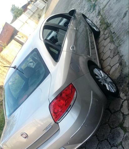 Fiat Linea Absolute Dual Logic - Foto 16