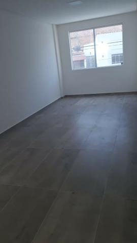 Alugo escritórios no centro de Caruaru- com ótima localização e estacionamento - Foto 8