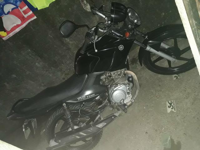 Moto Factor 125