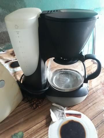 Batedeira e uma cafeteira - Foto 3