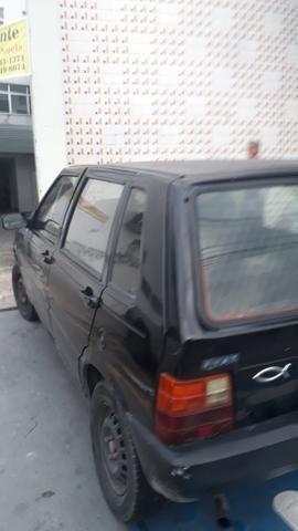 Vende-se este carro falar com seu Claudio - Foto 3