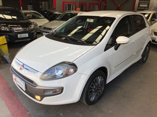 FIAT PUNTO SPORTING 1.8 16V FLEX MEC. 2014