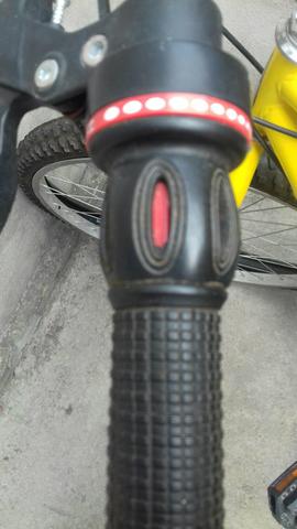 Bicicleta com marcha / aro 26 - Foto 3