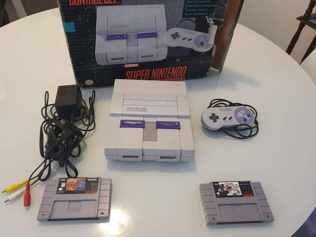 Vendo super nintendo na caixa