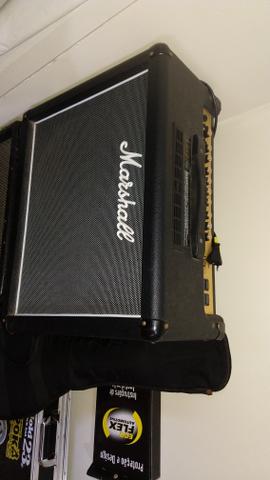 Amplificador valvulado Marshall haze 40