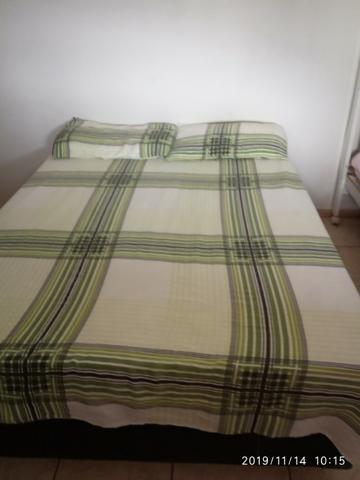 Cama box, barato demais.