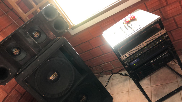 Som completo paredão