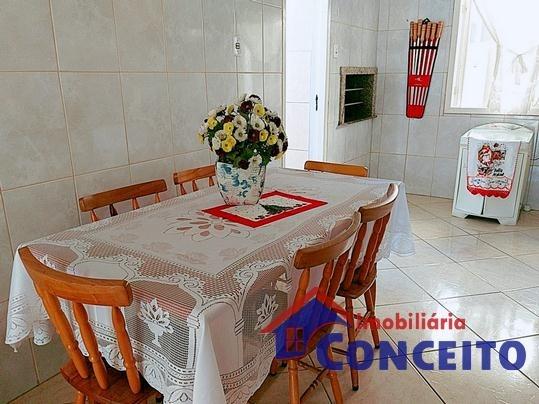 C11 - Linda residência com suíte em região de moradores - Foto 7