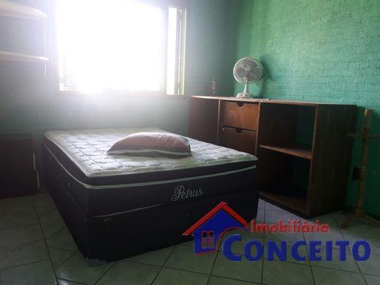 C12 - Linda residência a 400 metros do mar - Foto 15
