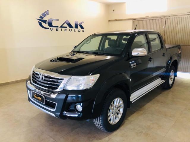 TOYOTA HILUX SRV (C.Dup) 4X4 3.0TB-IC 16v(N.Serie) - Foto 4
