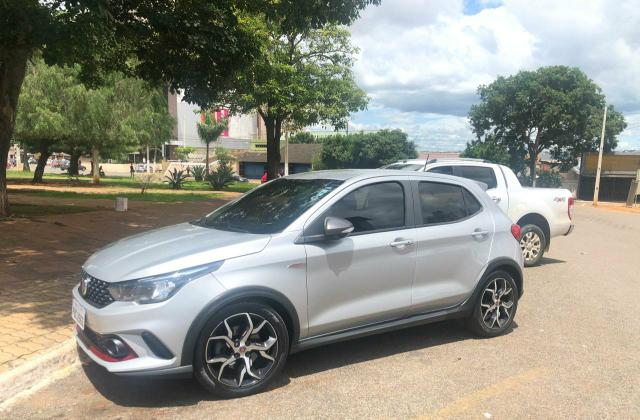 Vendo fiat argo hgt 1.8 18/19 completo - Foto 3