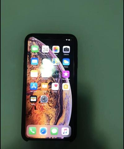 IPhone XS Max 64GB (garantia Apple até 22/04/2020)