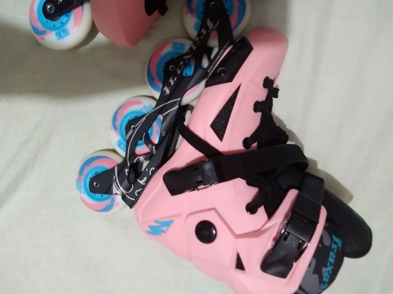 Patins Inline Traxart Revolt Rose - Tamanho 38/39 - Foto 4