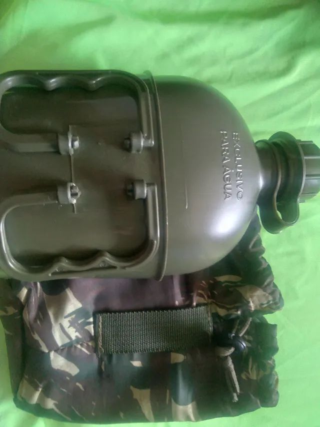  Cantil tipo militar com capa de camuflagem  - Foto 3