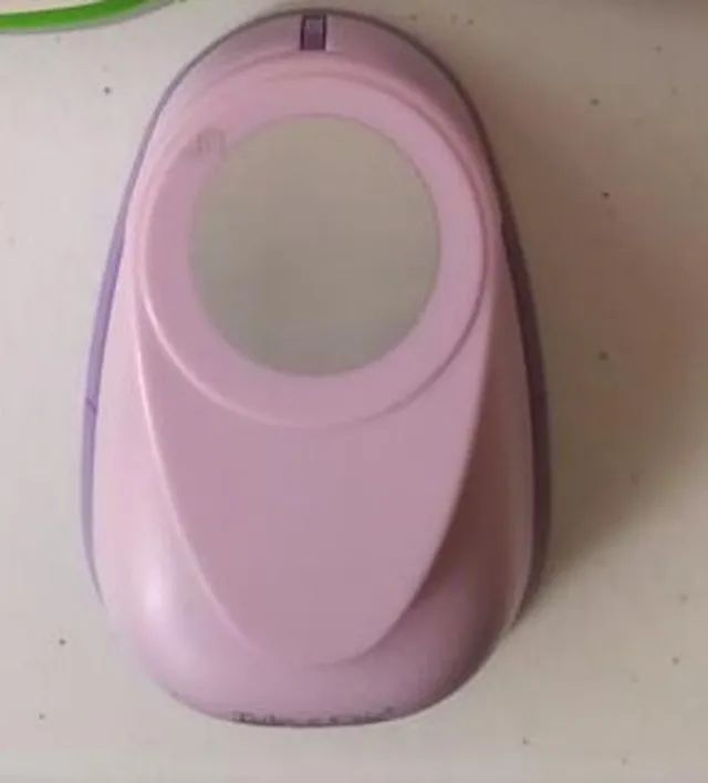 Furador Scrapbook Grande Rosa Redondo 3,5 cm